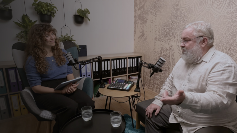 Podcast avec Milan Schirl « Les champignons nous ramènent au centre »